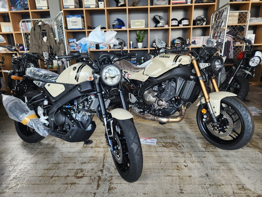 XSR900（日本限定）と　XSR125/155（YSP滋賀限定）と